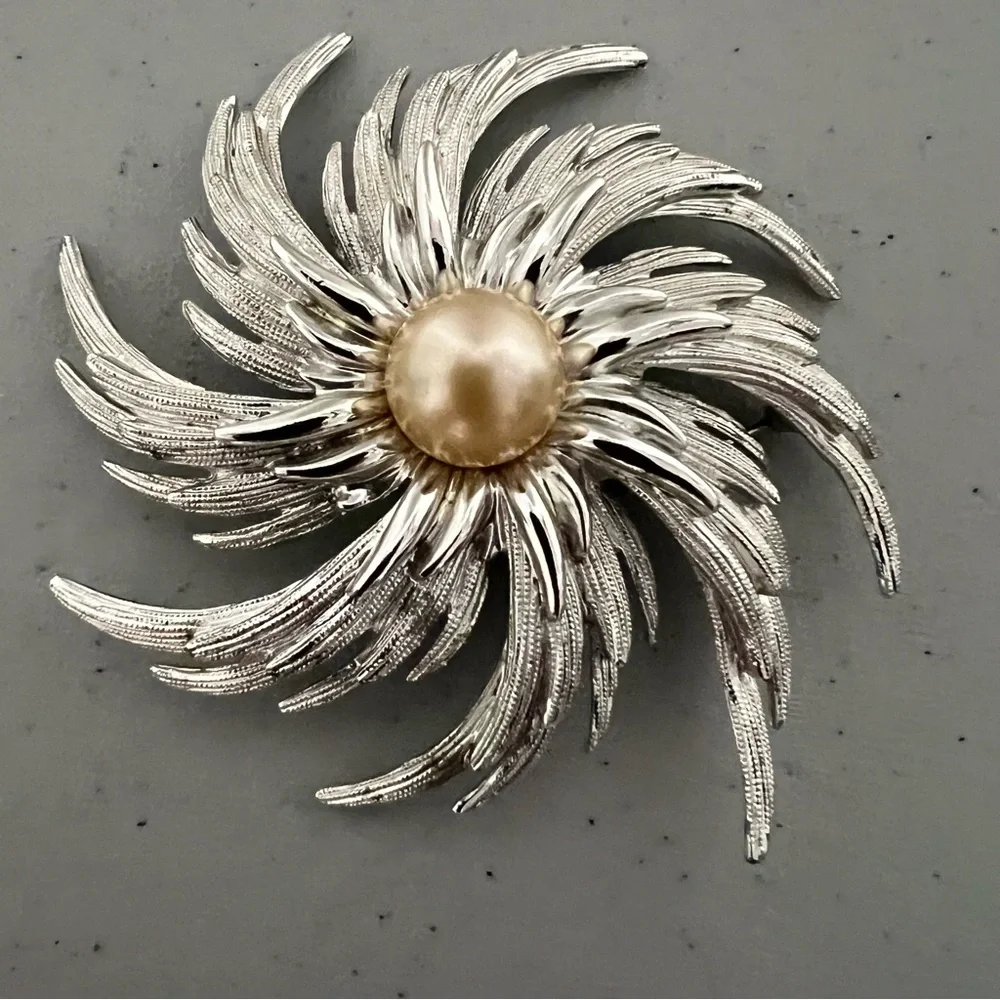 Sarah Coventry Silver with Faux Pearl Pinwheel Brooch Vintage